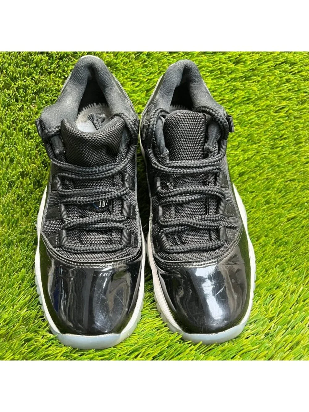 Nike Air Jordan 11 Retro Low Boys Size 5Y Black White Basketball Shoes Sneakers